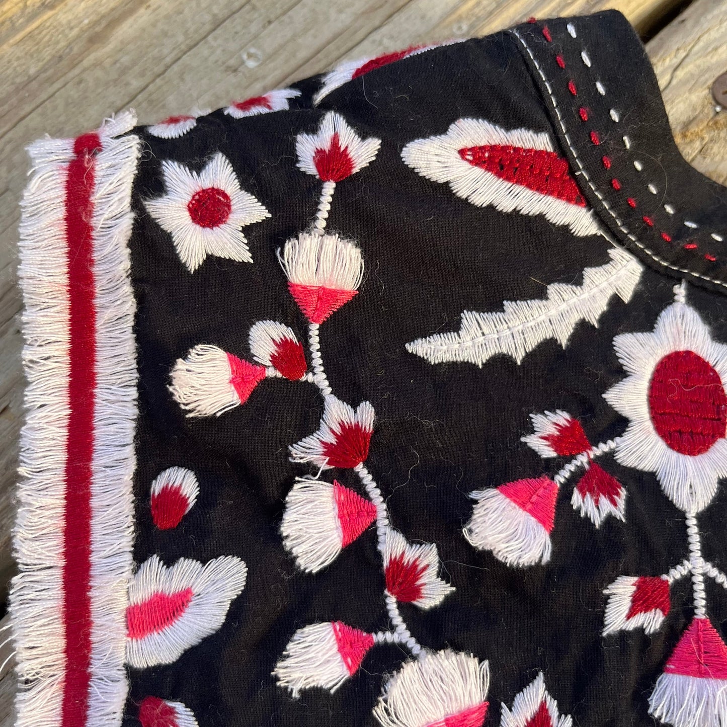 Anthropologie One September Austin Floral Embroidered Top Size S
