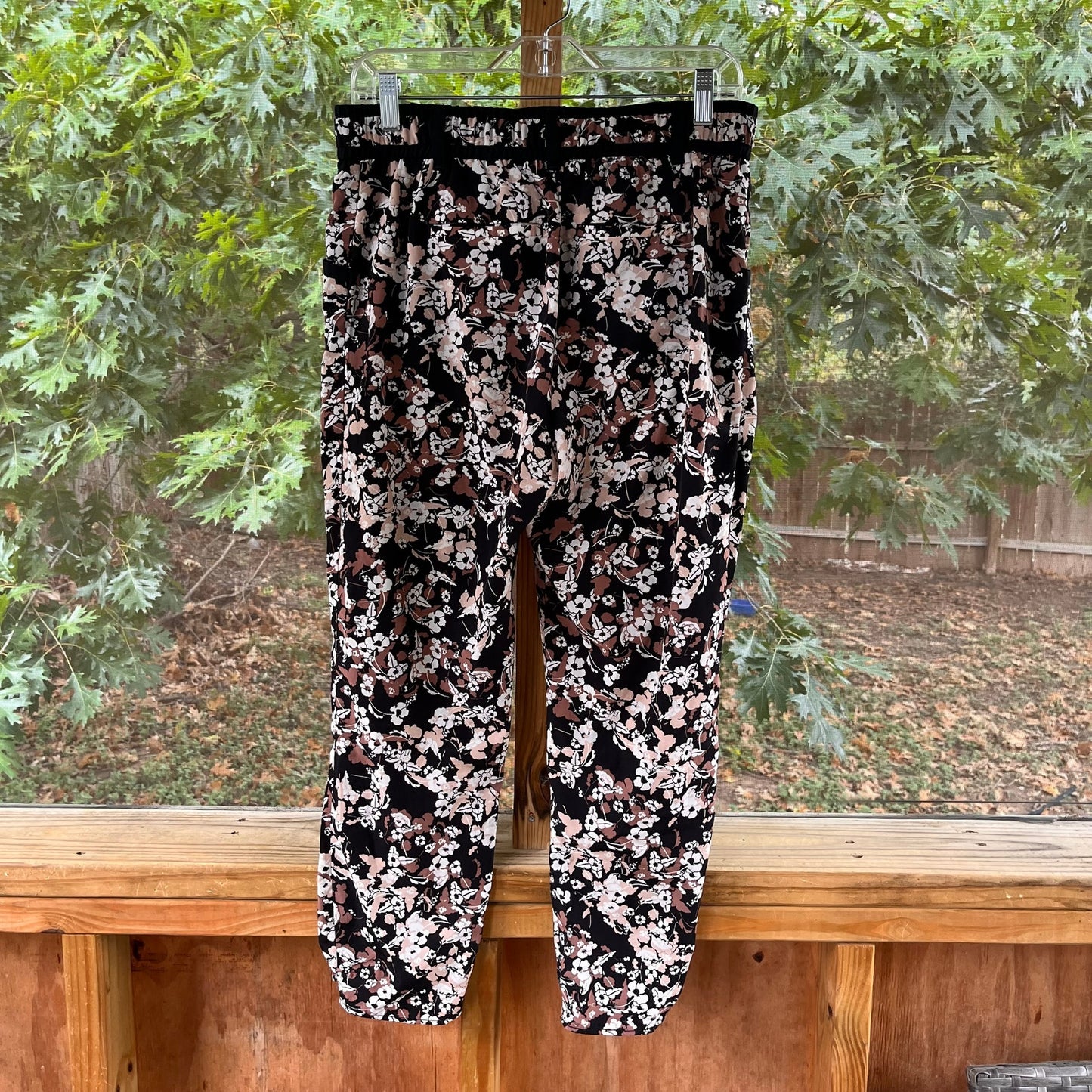 Anthropologie Cartonnier Nasella Joggers Black And Brown Floral Size 8