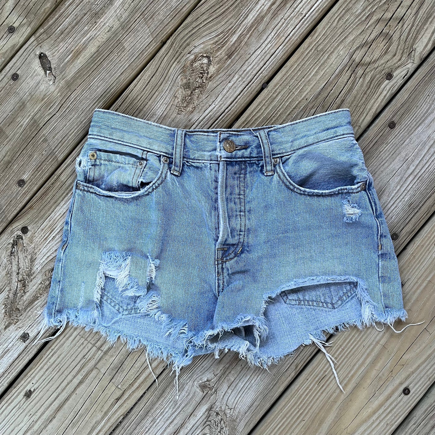 Free People We The Free Button Fly Distressed Denim Jean Shorts Size 25