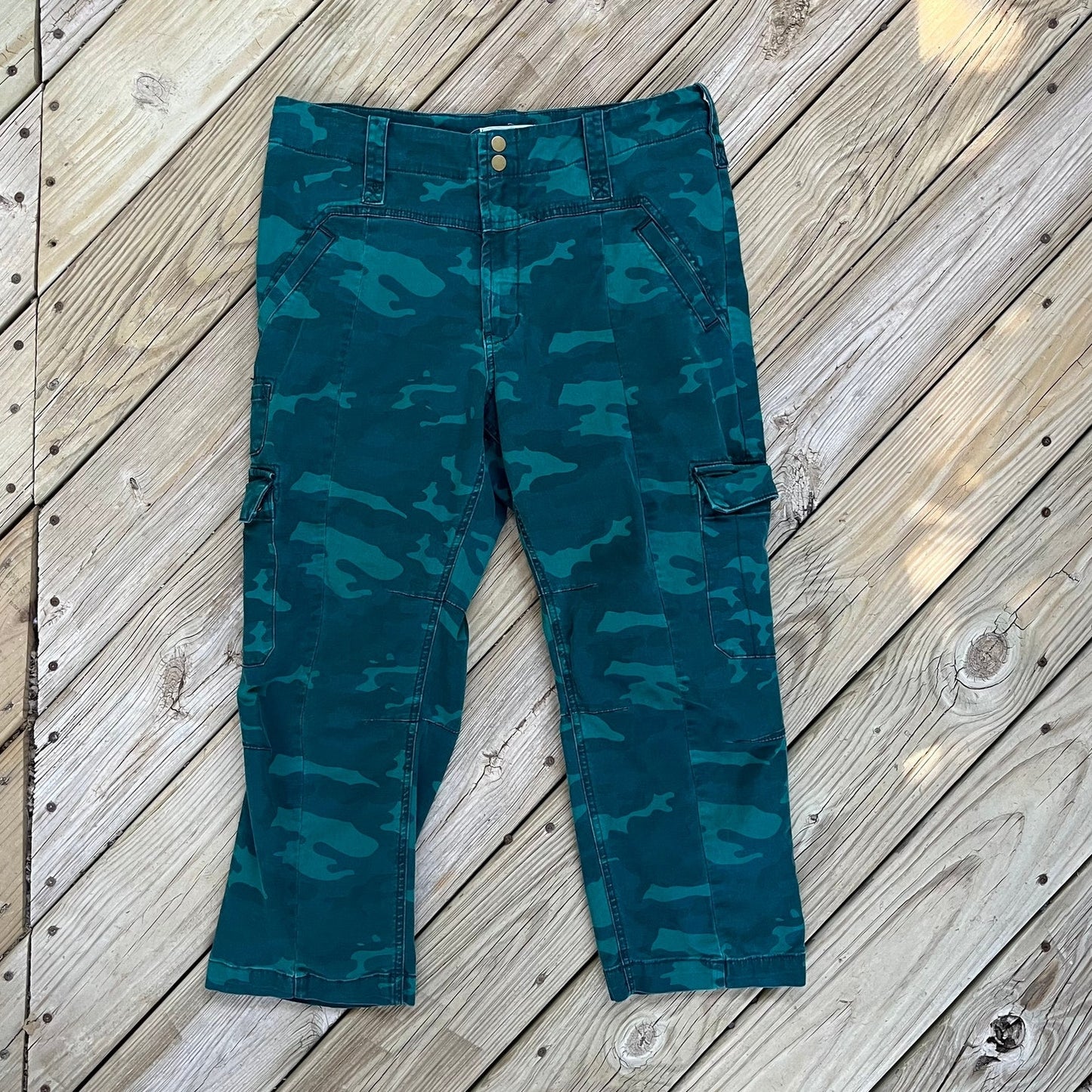 Anthropologie Austin Camo Cargo Pants Green Size 32 Waist