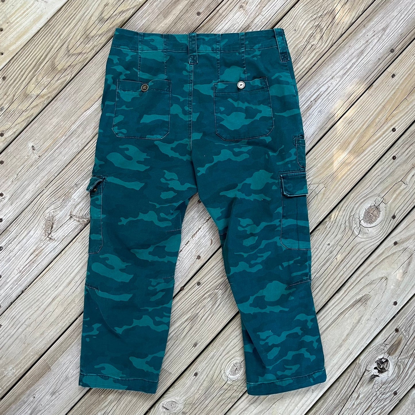 Anthropologie Austin Camo Cargo Pants Green Size 32 Waist