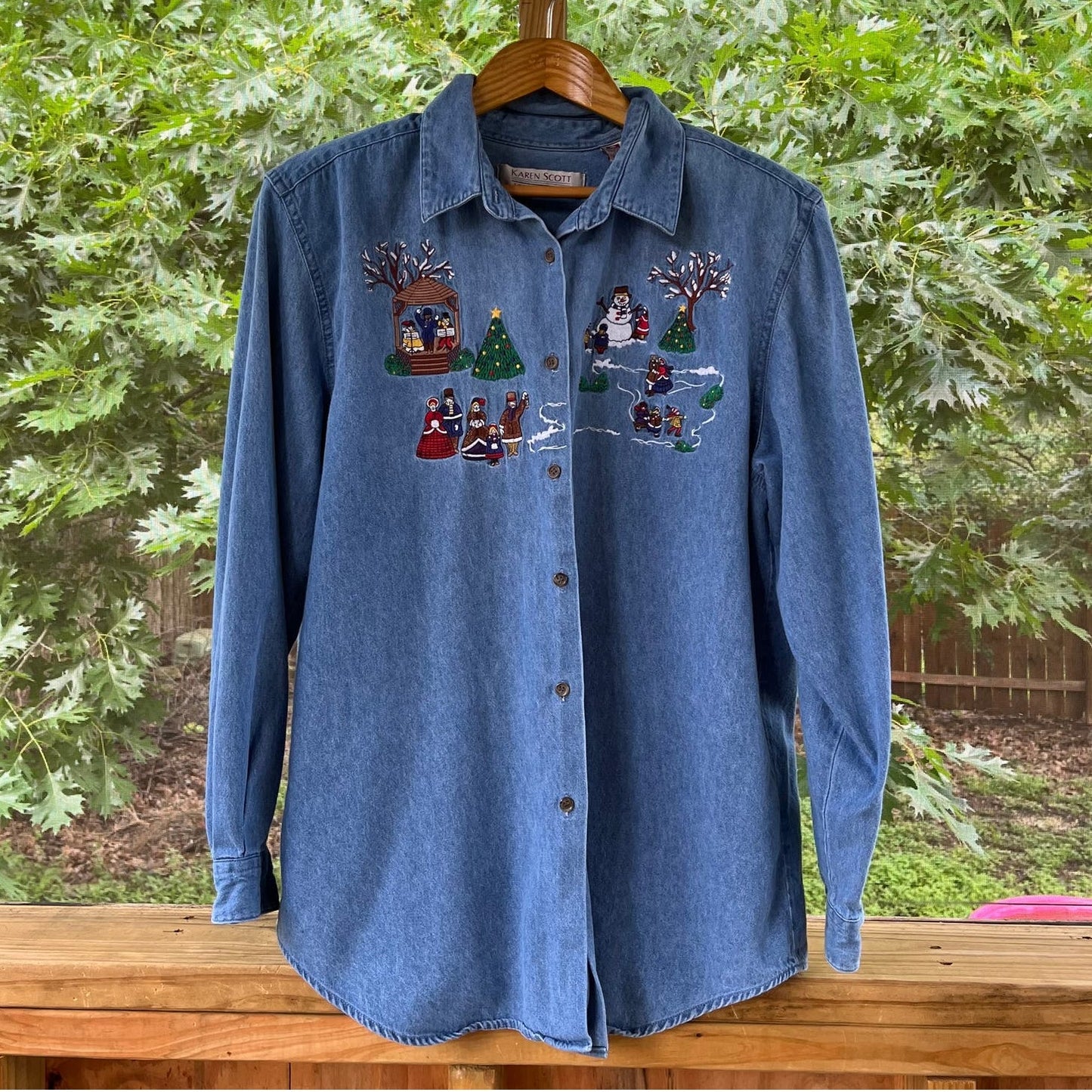 Karen Scott Women's Vintage Denim Christmas Holiday Shirt Size L