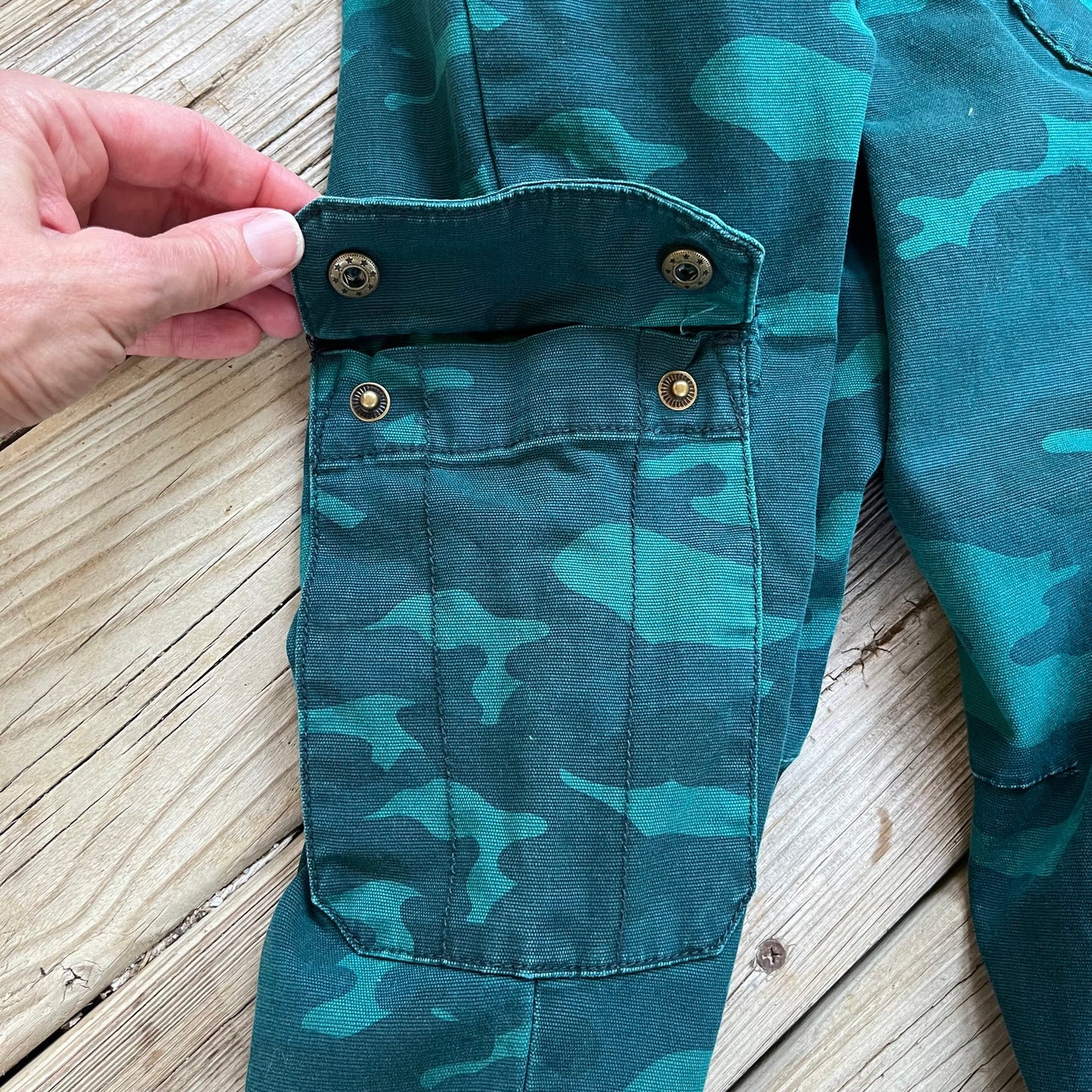 Anthropologie Austin Camo Cargo Pants Green Size 32 Waist