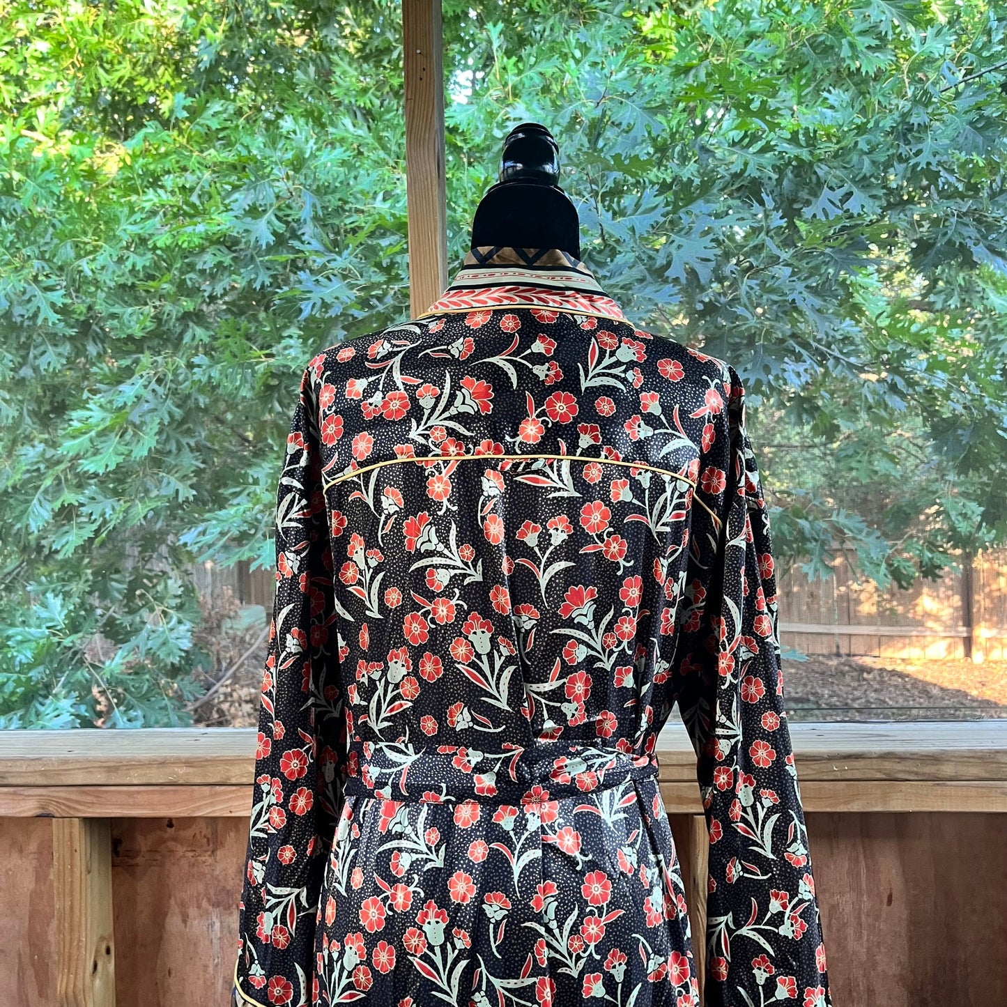 Free People Intimately Pyjama Party Black Floral Full Length Robe Size L