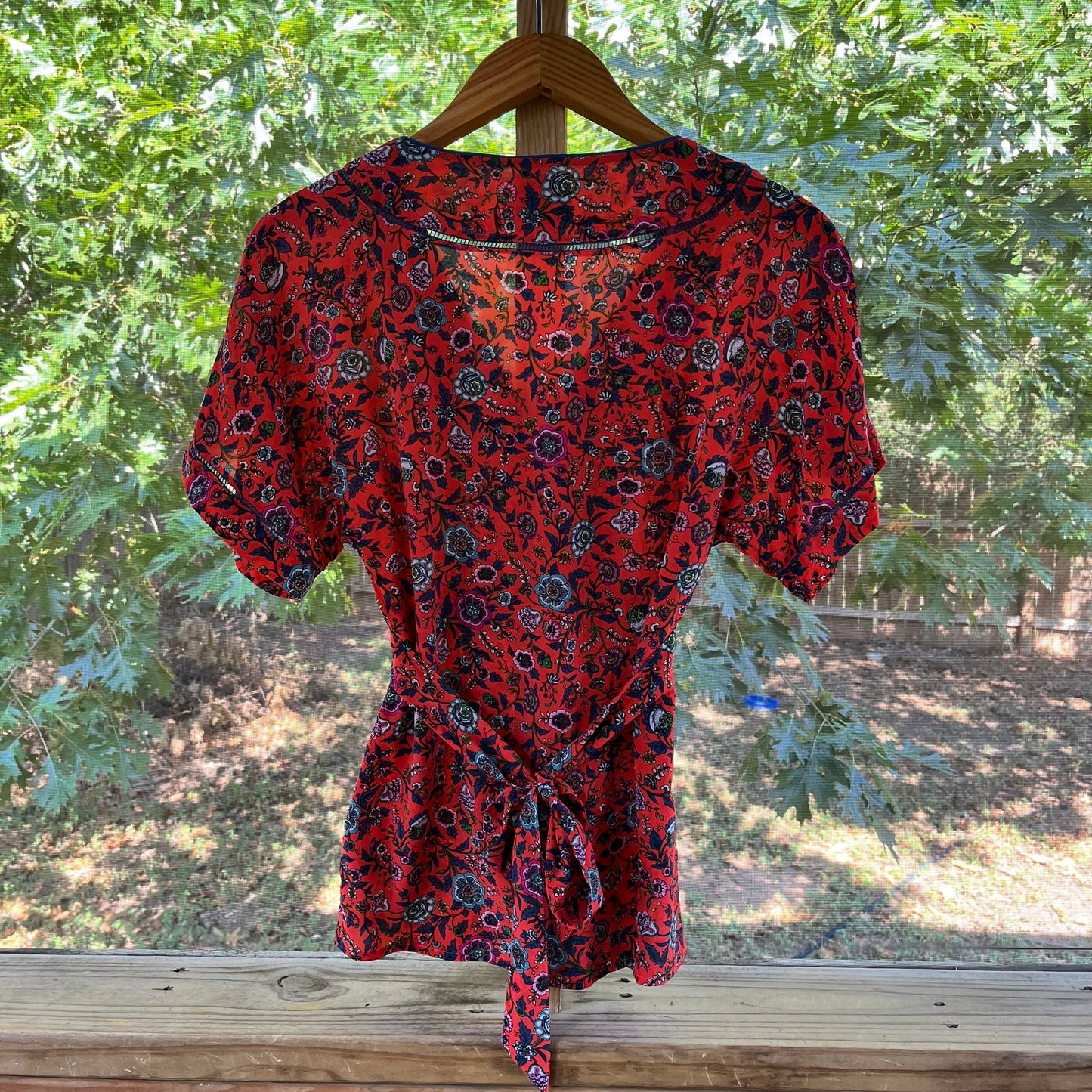 Anthropologie Maeve Red Floral 100% Silk Kimono Sleeve Blouse Size XS