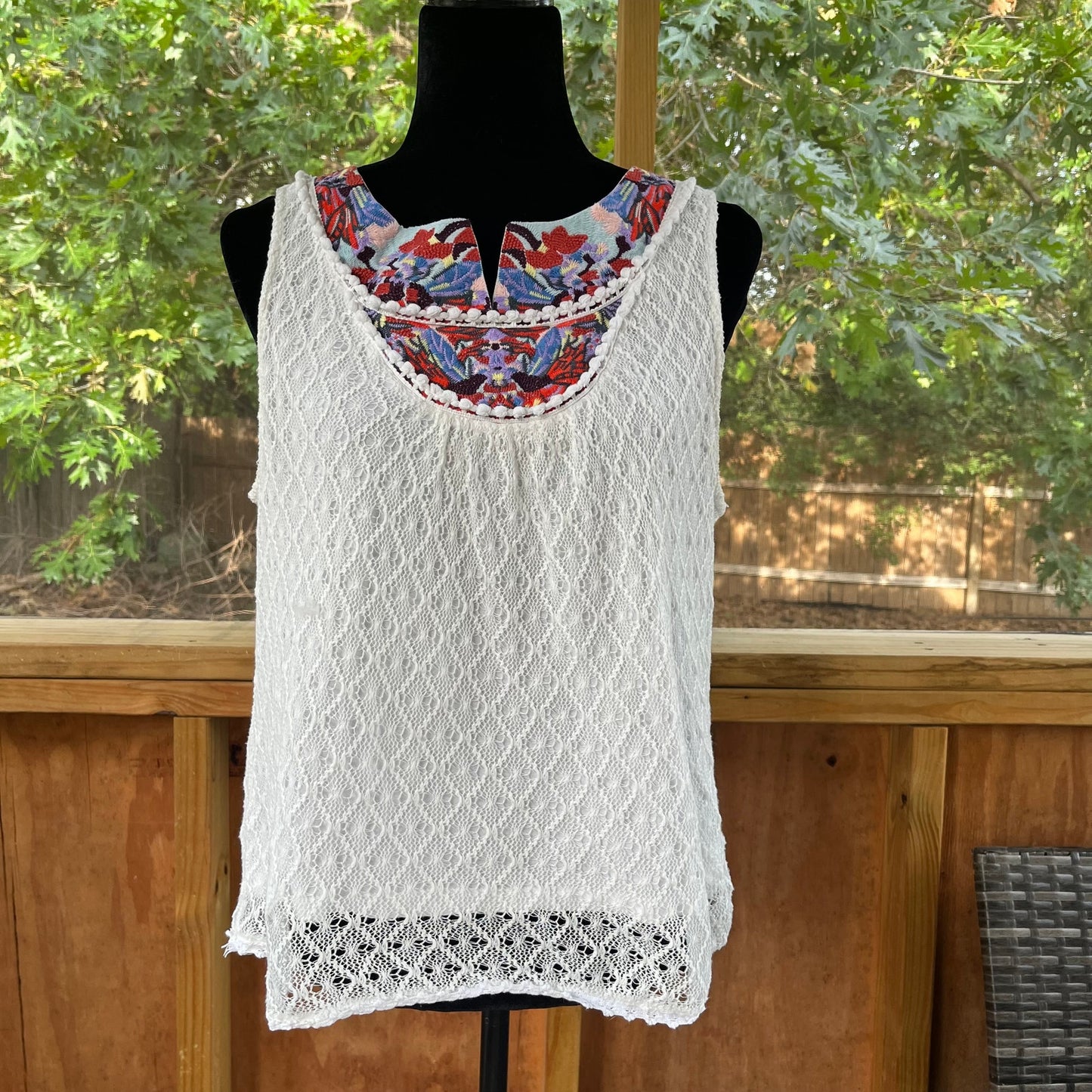 Anthropologie Akemi And Kin Ara White Boho Embroidered Top Size L