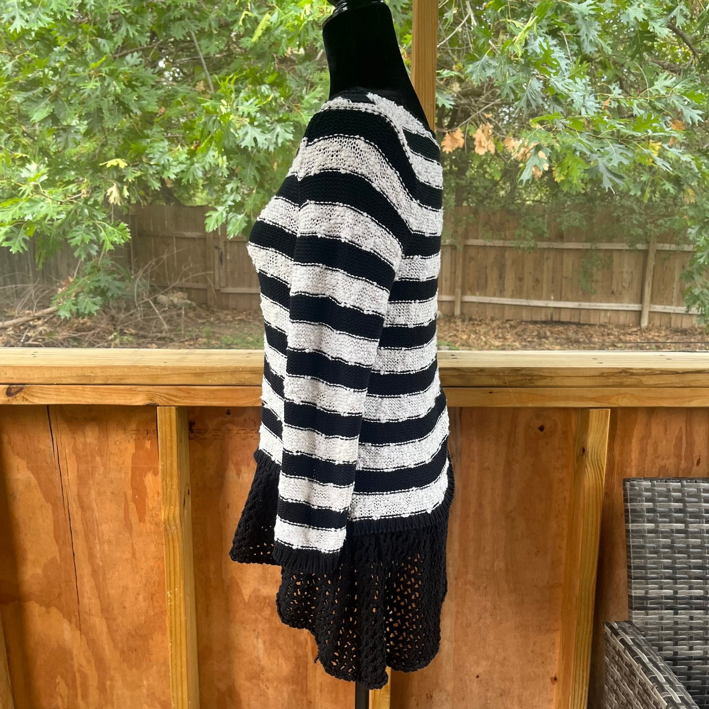 Anthropologie Knitted And Knotted Black And White Crochet Hem Sweater Size S