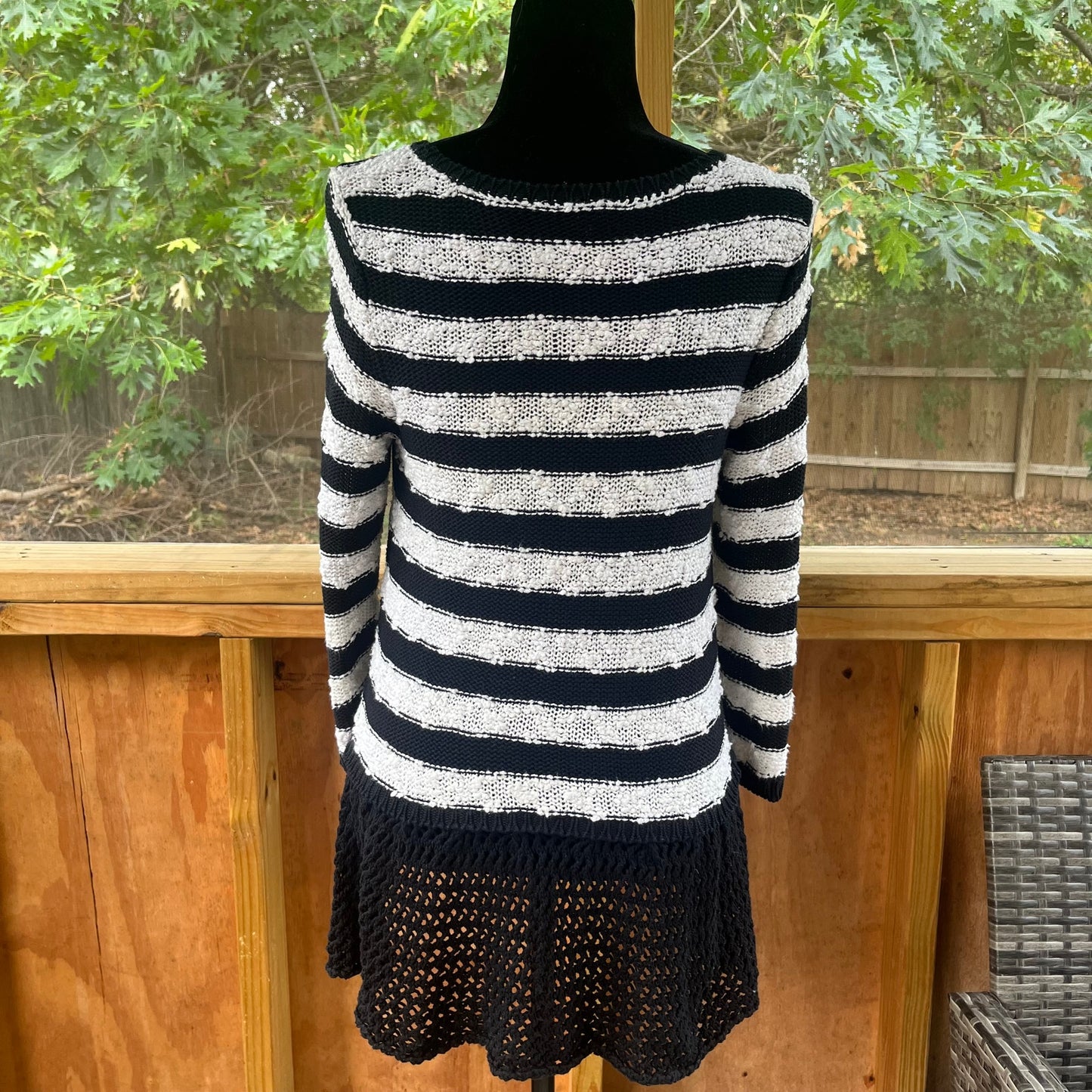 Anthropologie Knitted And Knotted Black And White Crochet Hem Sweater Size S